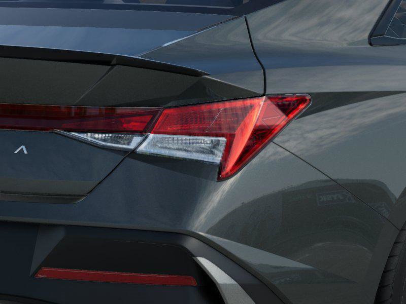 Vehicle image 10 of 17