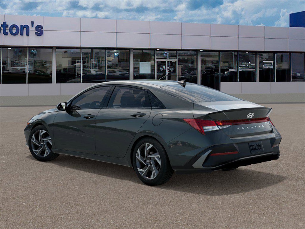 Vehicle image 6 of 17