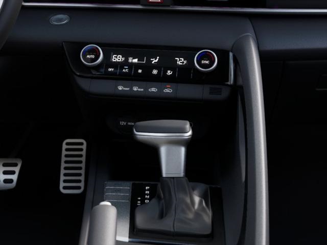 Vehicle image 16 of 17