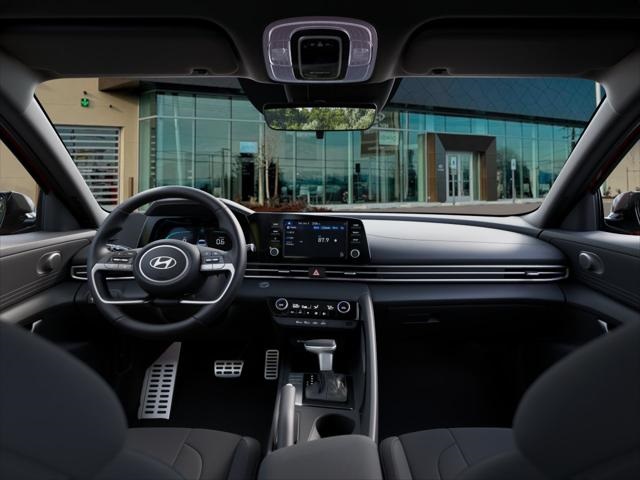 Vehicle image 11 of 17