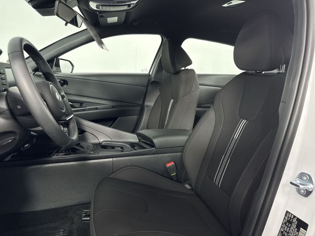 Vehicle image 24 of 46