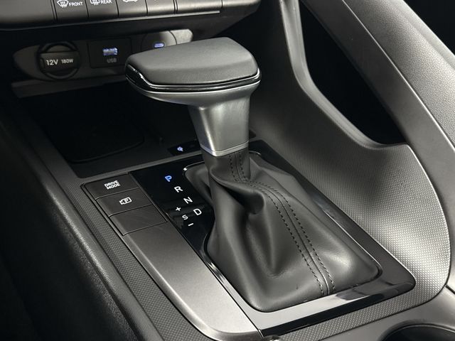 Vehicle image 37 of 46