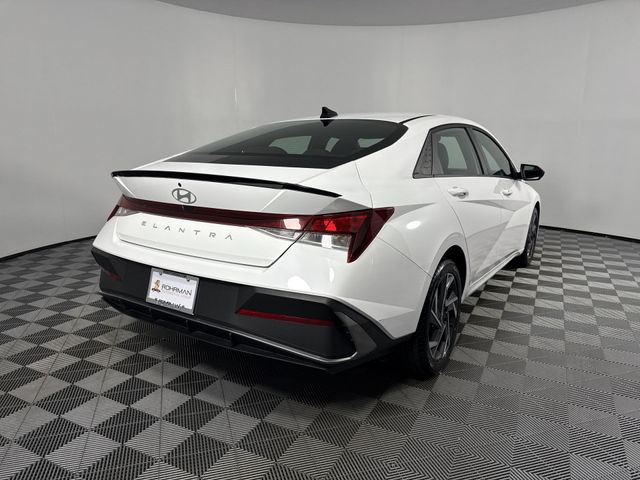 Vehicle image 12 of 46