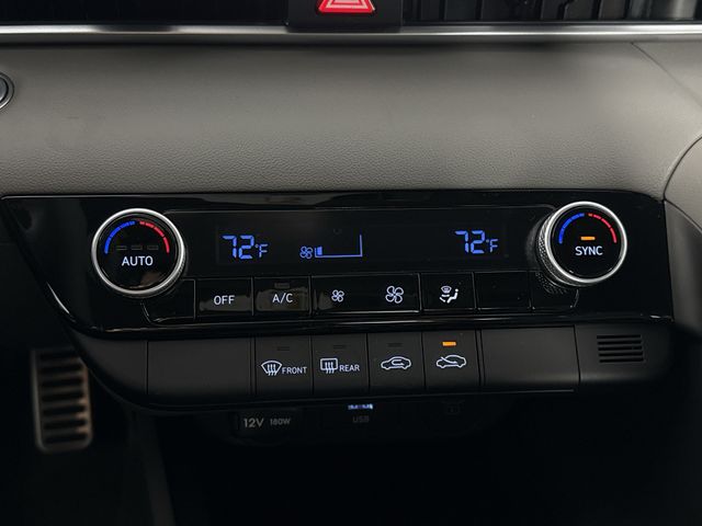 Vehicle image 28 of 46