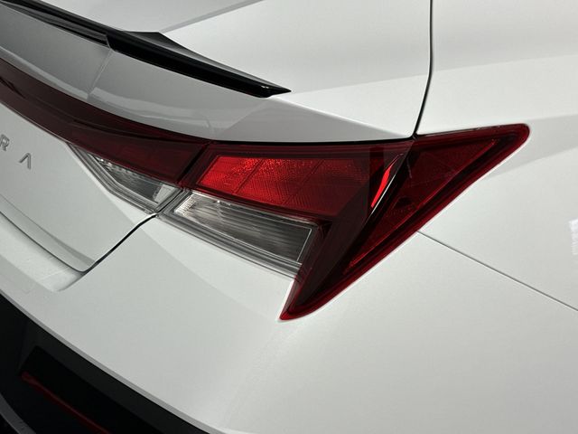Vehicle image 41 of 46