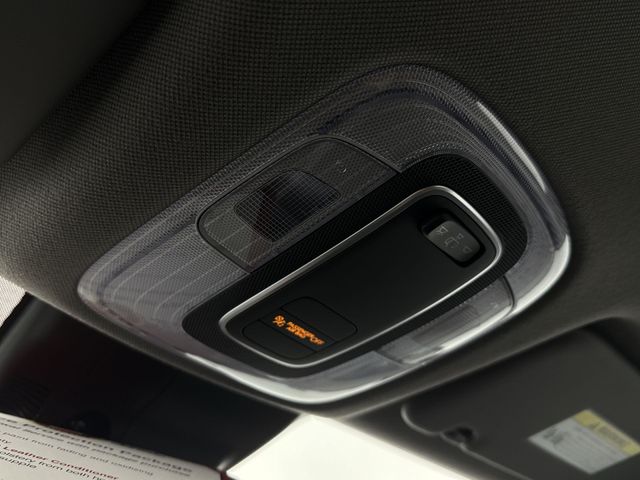 Vehicle image 29 of 46