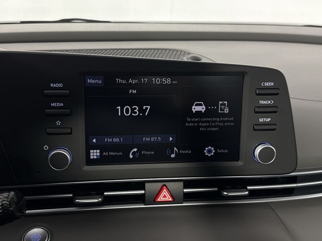 Vehicle image 26 of 46