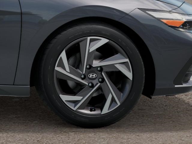 Vehicle image 8 of 17