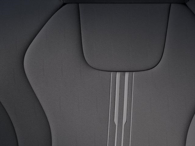 Vehicle image 17 of 17