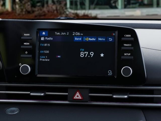 Vehicle image 13 of 17