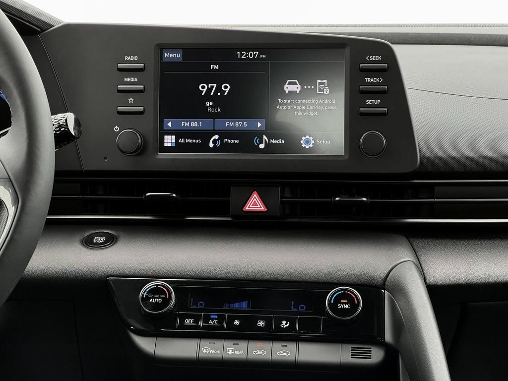 2025 Hyundai Elantra SEL Sport Image 19 of 19