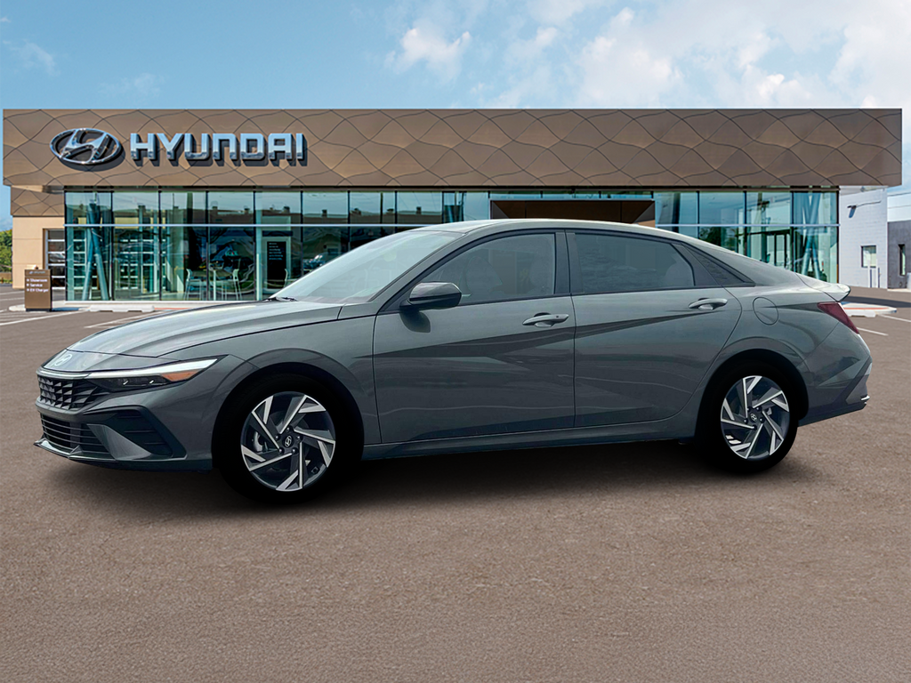 2025 Hyundai Elantra SEL Sport Image 2 of 19