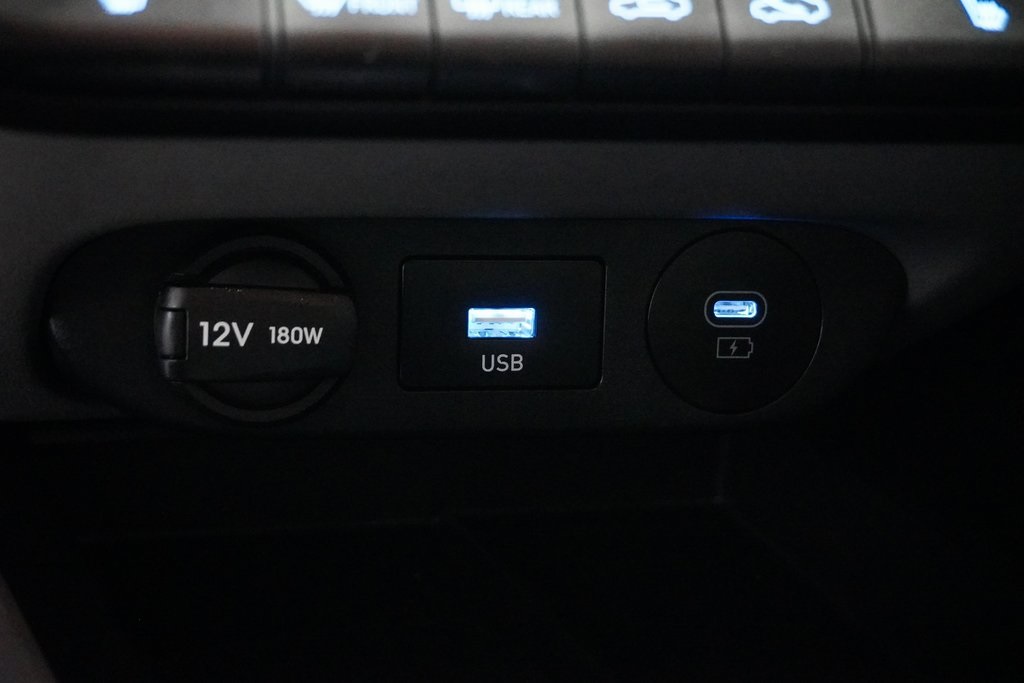 2025 Hyundai Elantra SEL Convenience Image 28 of 33