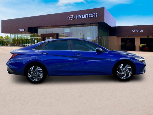 Vehicle image 6 of 19