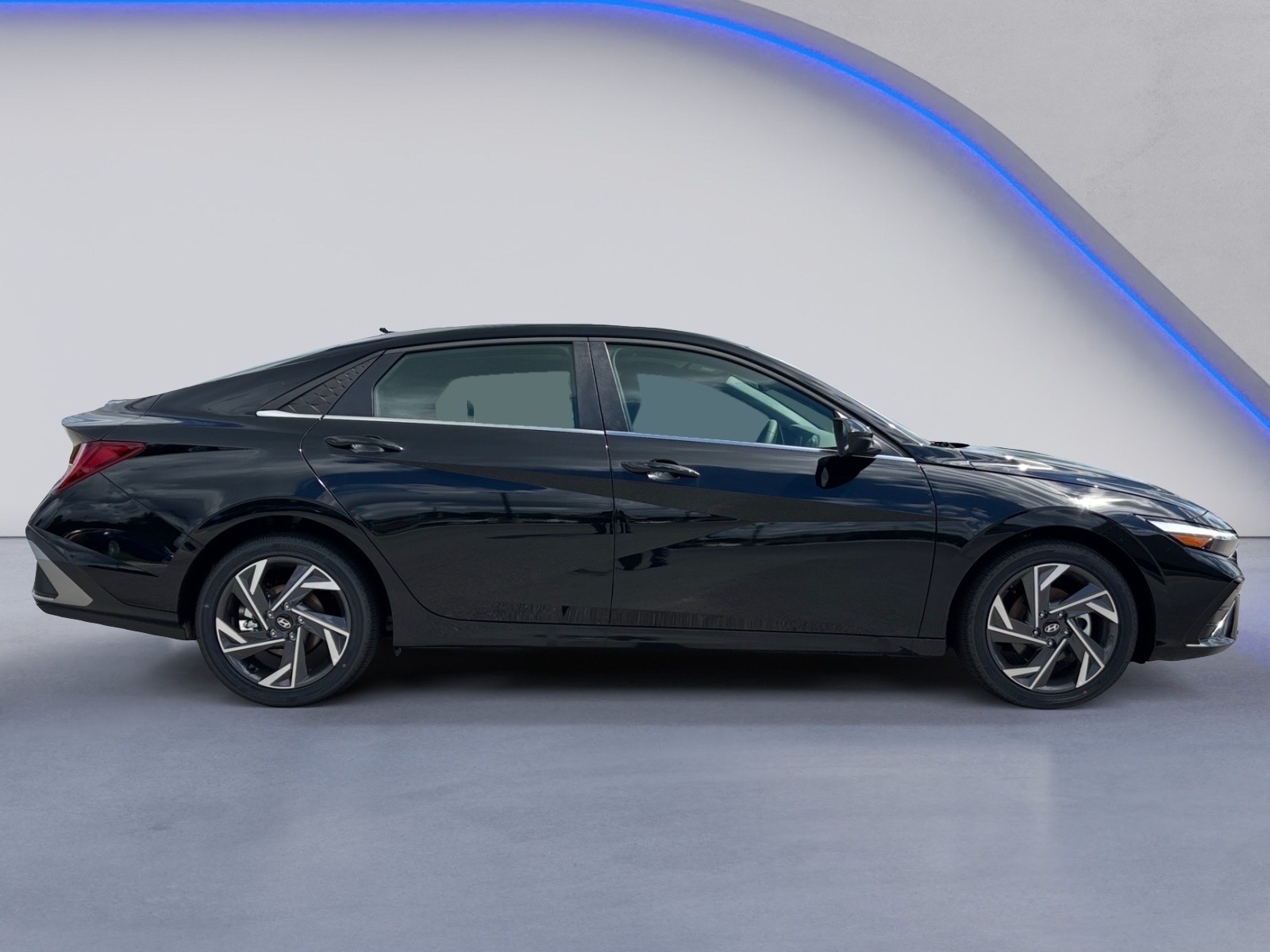 2025 Hyundai Elantra SEL Convenience Image 5 of 23