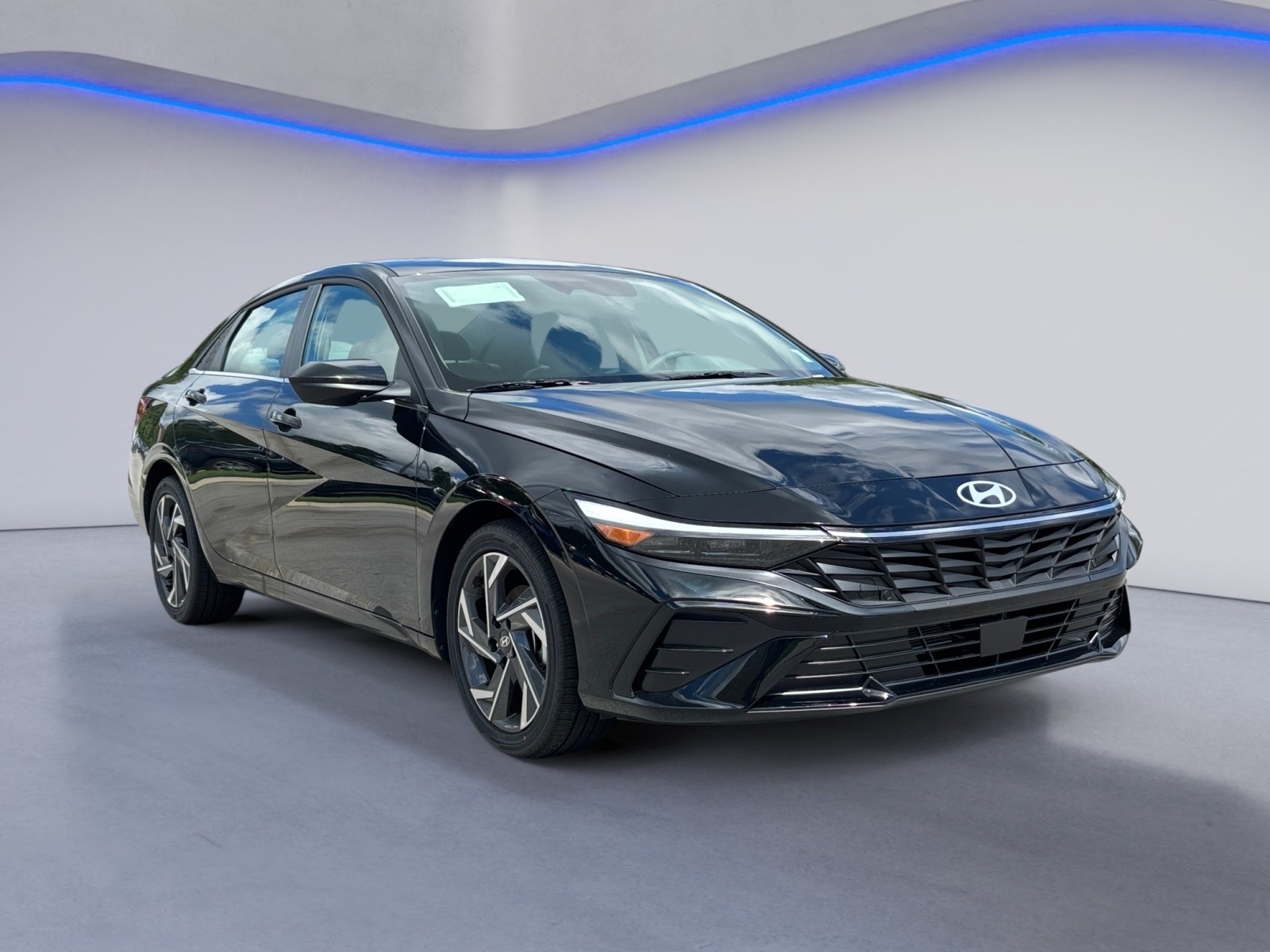 2025 Hyundai Elantra SEL Convenience Image 4 of 23