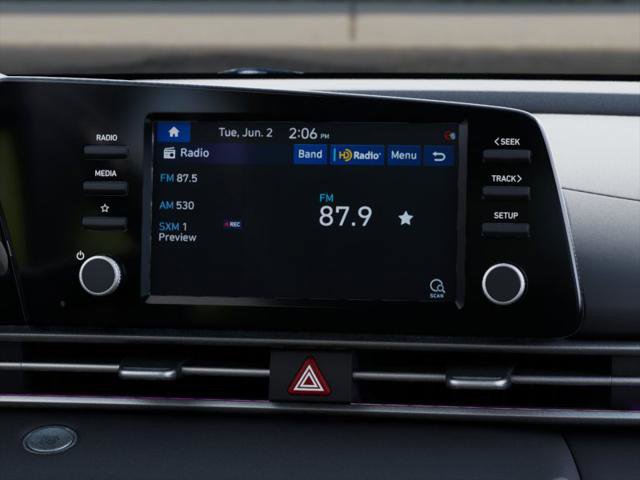 Vehicle image 13 of 17