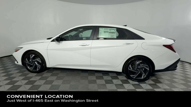Vehicle image 20 of 45