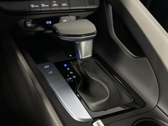 Vehicle image 38 of 45