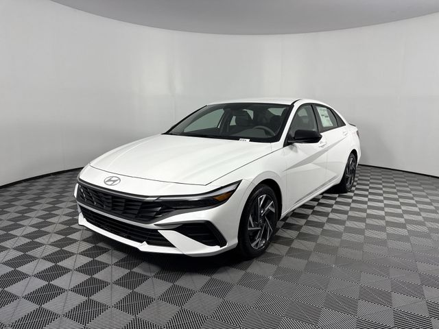 Vehicle image 4 of 45
