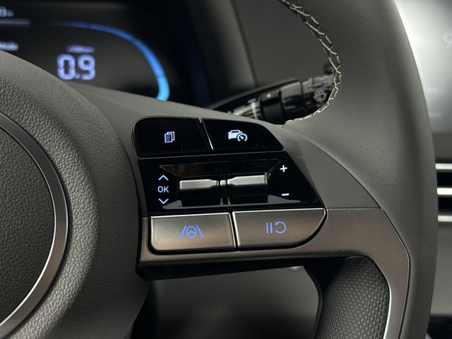 Vehicle image 37 of 45