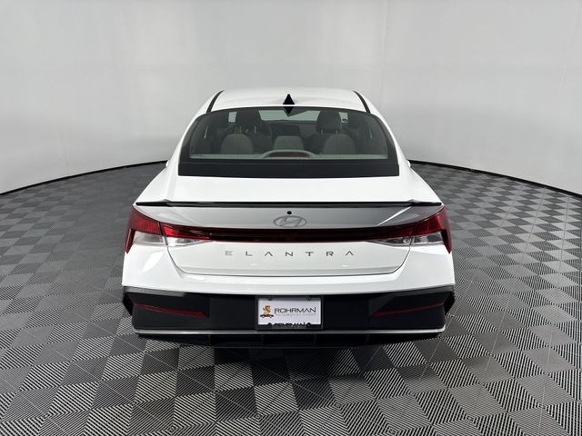 Vehicle image 15 of 45