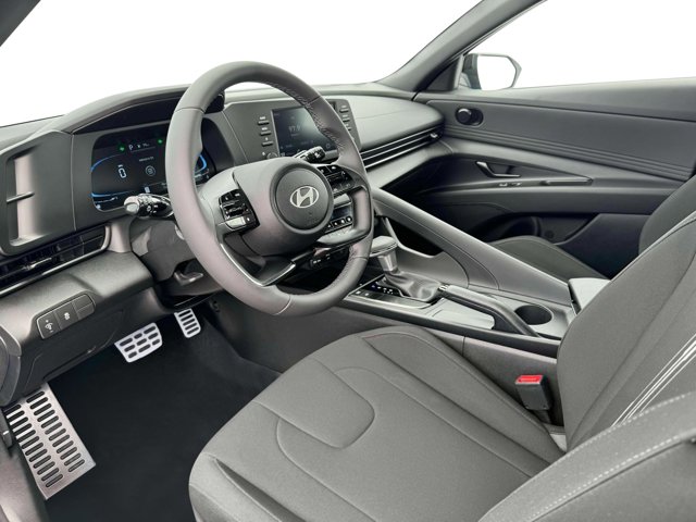 Vehicle image 5 of 7