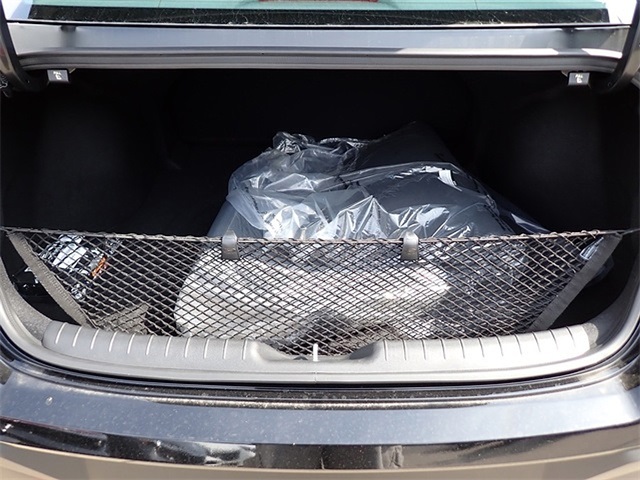 2025 Hyundai Elantra SEL Sport Image 9 of 20