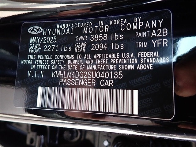 2025 Hyundai Elantra SEL Sport Image 19 of 20