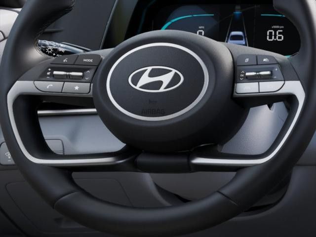 Vehicle image 17 of 19