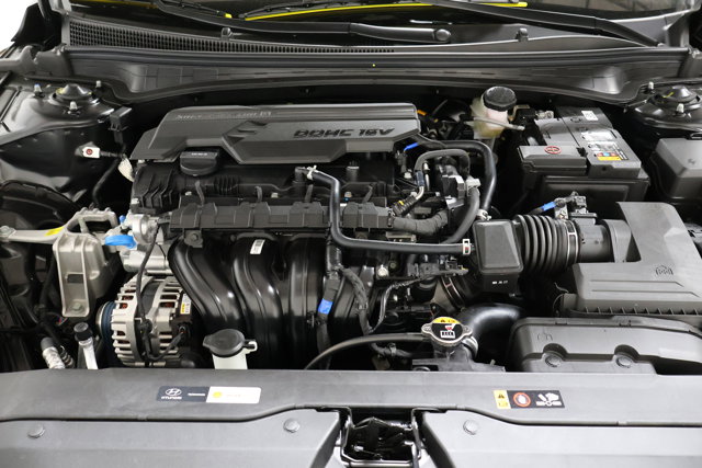 Vehicle image 26 of 31