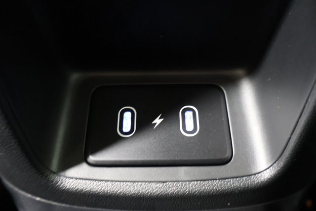 Vehicle image 11 of 31