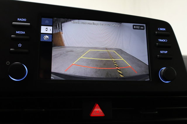 Vehicle image 20 of 31