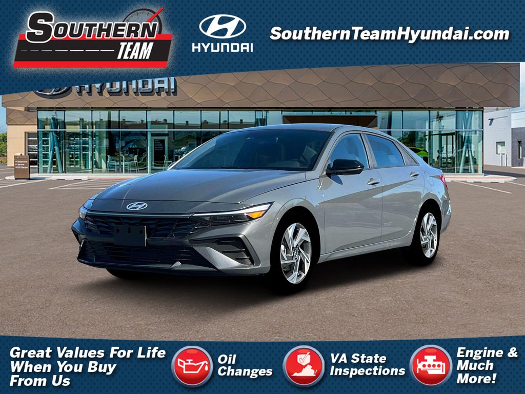 2025 Hyundai Elantra SEL Sport Image 1 of 19