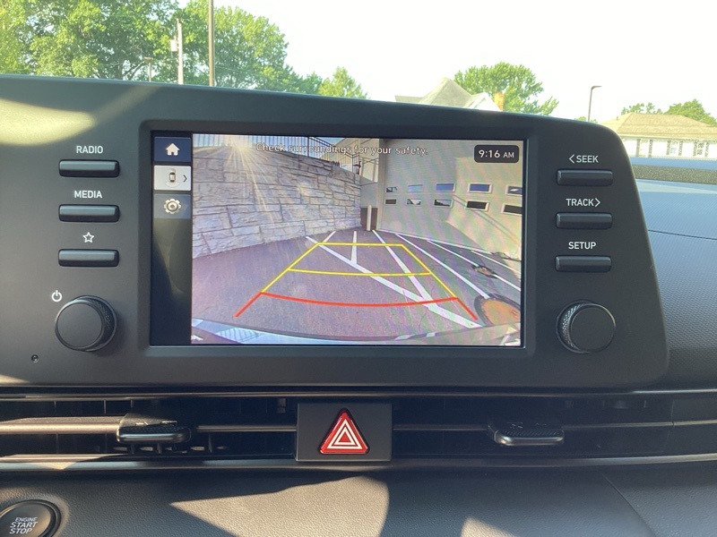 2025 Hyundai Elantra SEL Sport Image 22 of 35