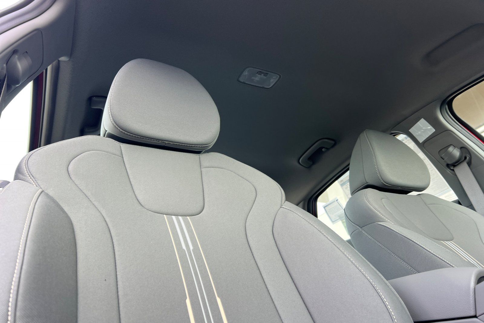 Vehicle image 19 of 31