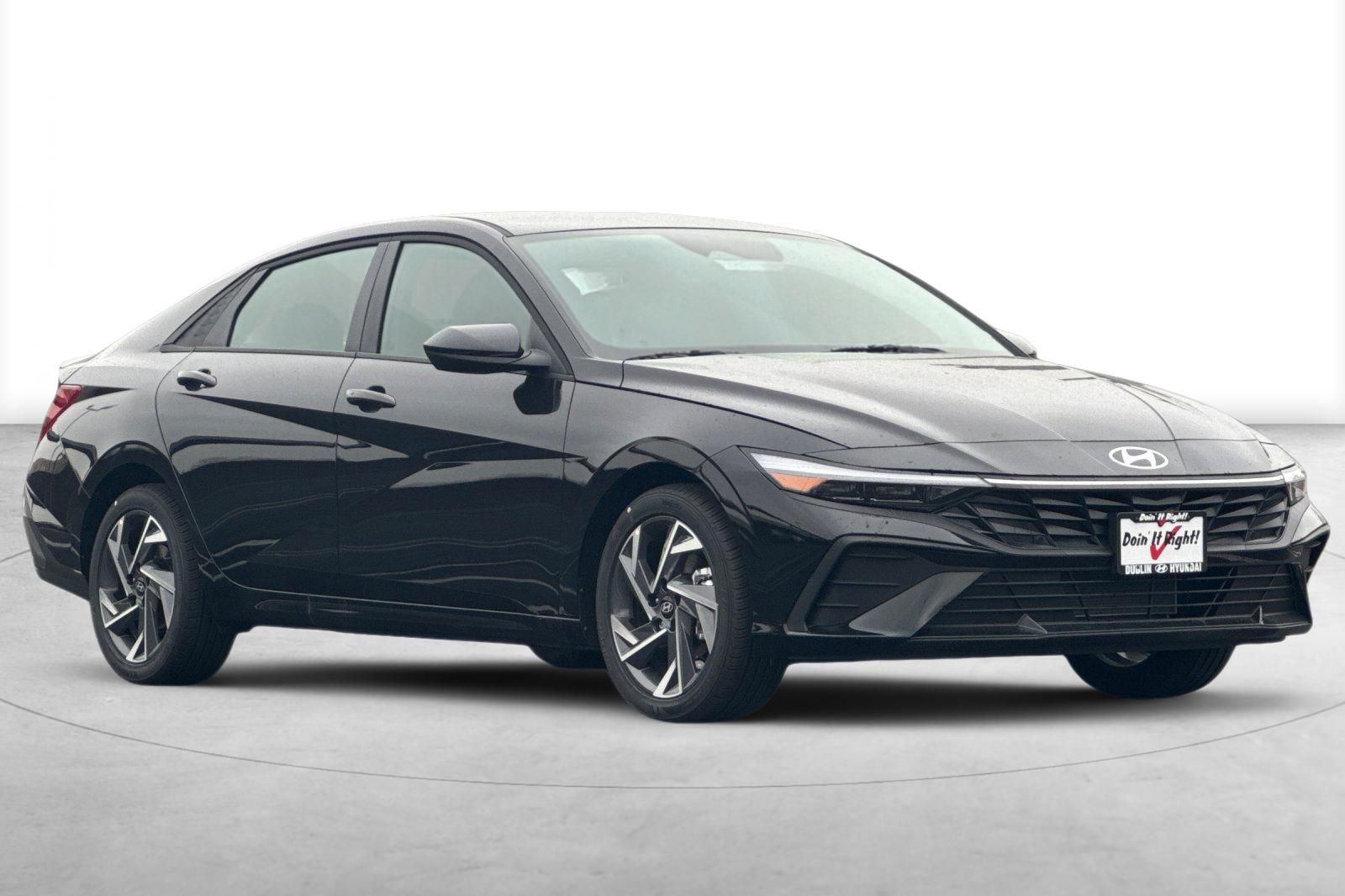 Vehicle image 4 of 31