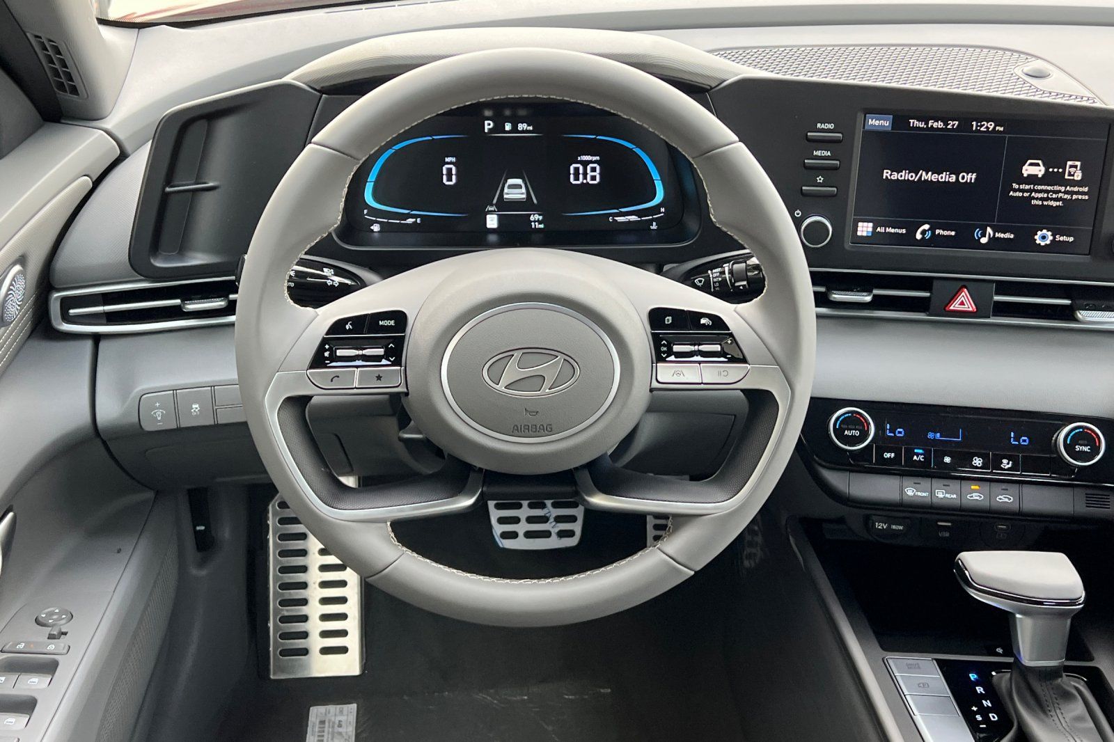 Vehicle image 17 of 31