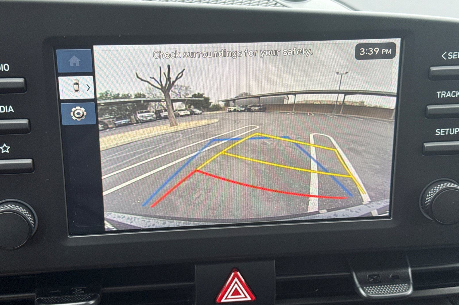Vehicle image 22 of 31