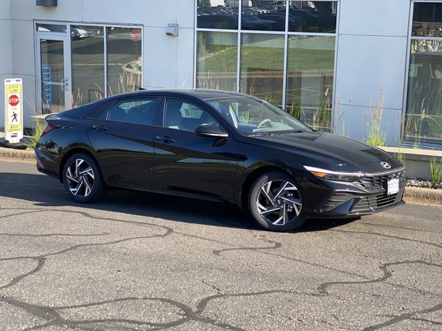 Vehicle image 3 of 22