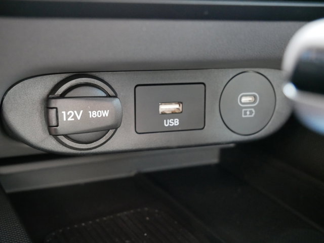 Vehicle image 21 of 22