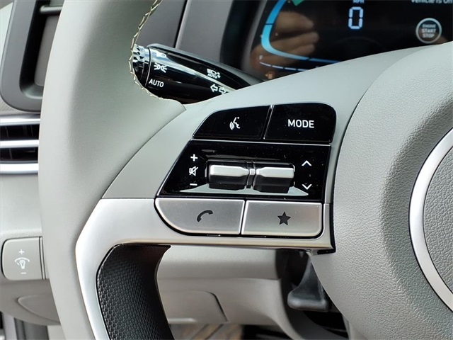 2025 Hyundai Elantra SEL Sport Image 19 of 19