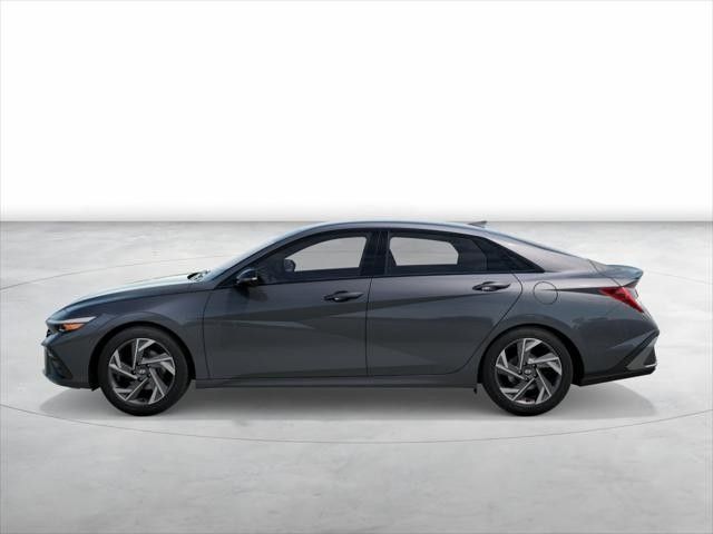 Vehicle image 8 of 19