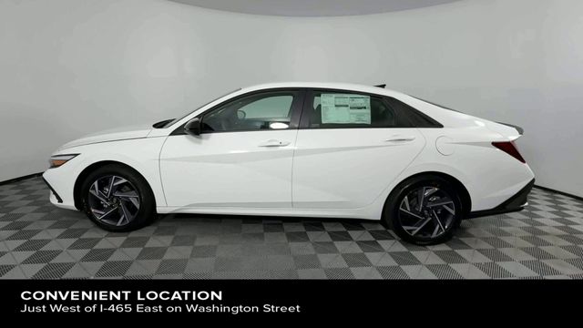 Vehicle image 20 of 45