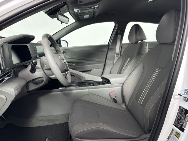 Vehicle image 24 of 45