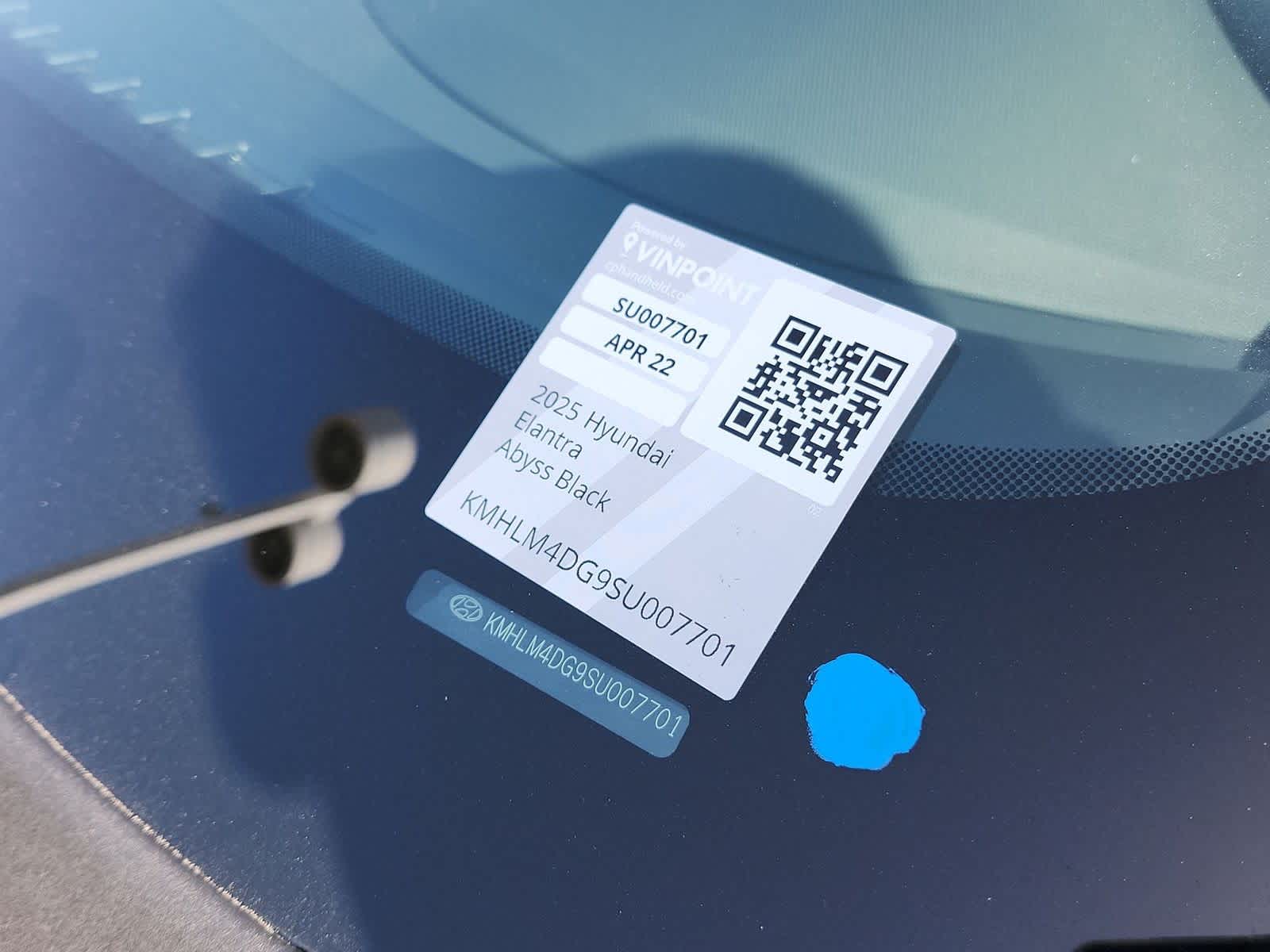 Vehicle image 23 of 27