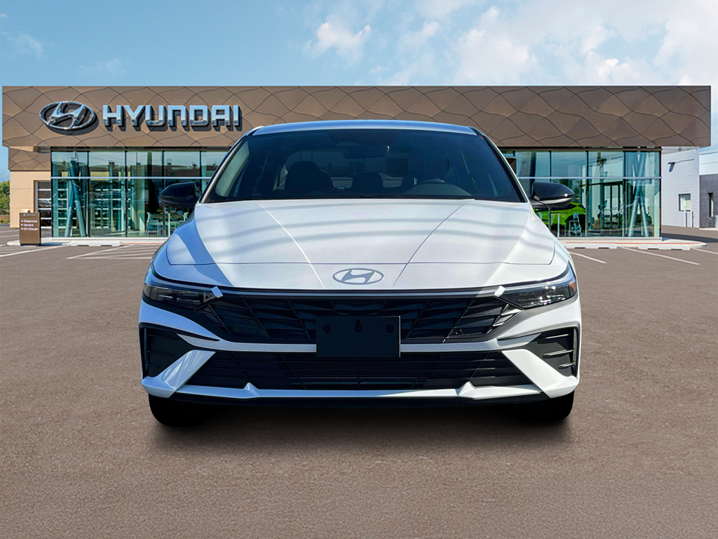 2025 Hyundai Elantra SEL Sport Image 3 of 19