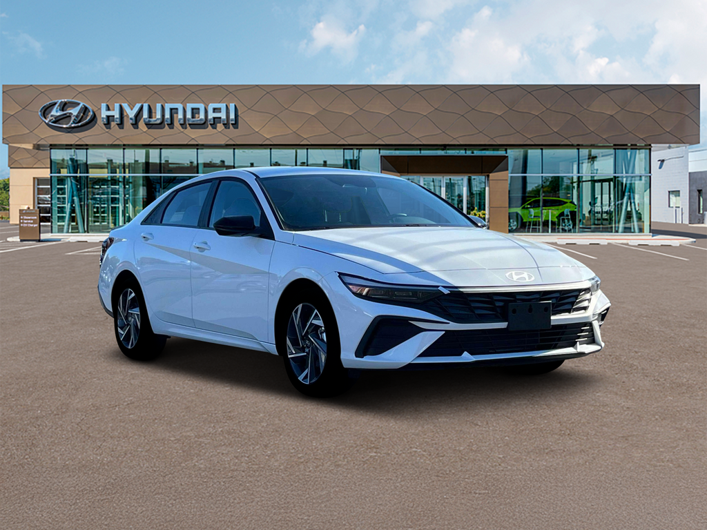2025 Hyundai Elantra SEL Sport Image 4 of 19