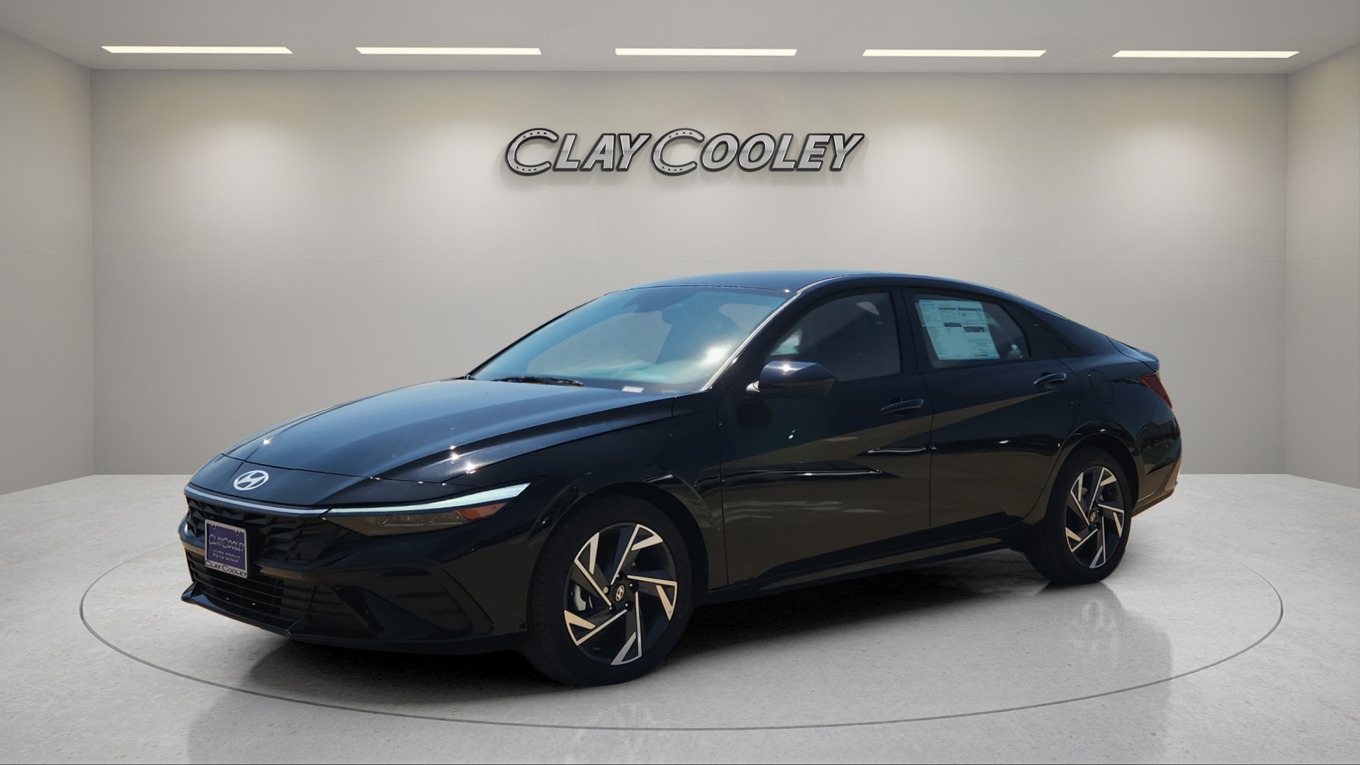 2025 Hyundai Elantra SEL Sport Image 1 of 25