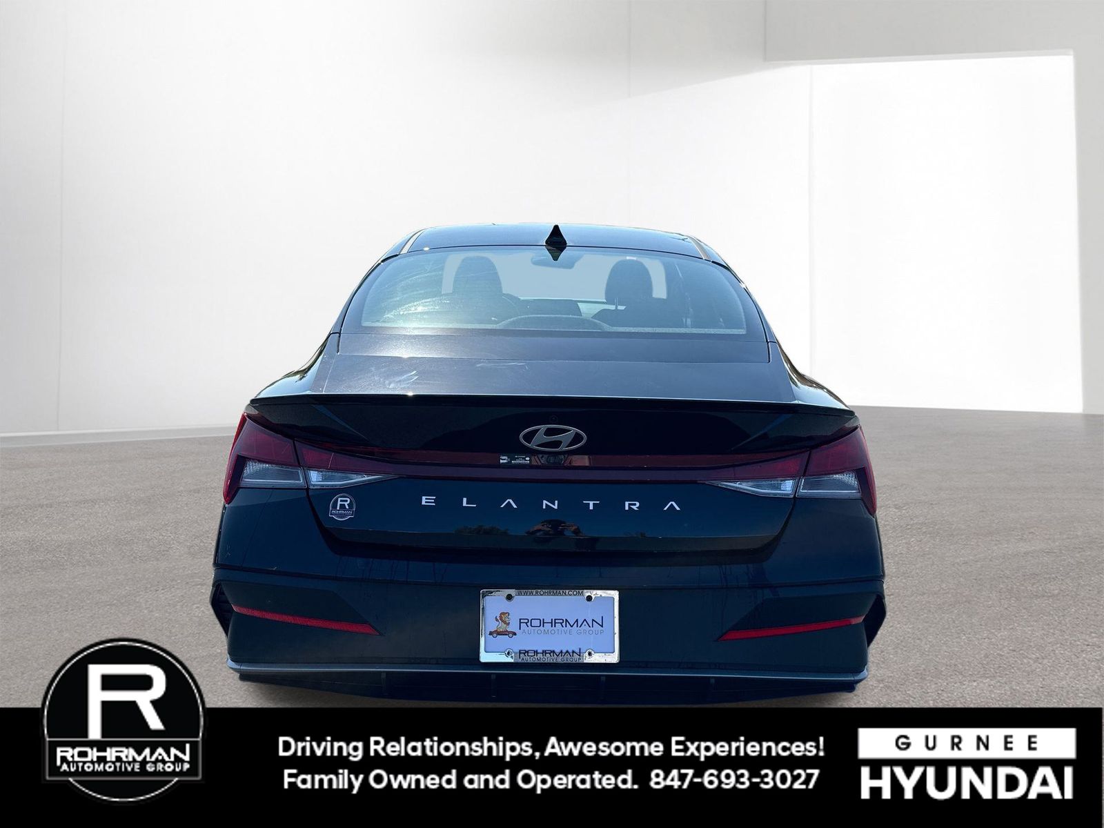 2025 Hyundai Elantra SEL Sport Image 8 of 25